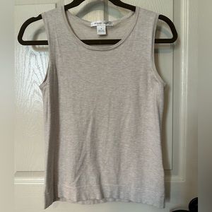*Vintage* knit tank top in heather oatmeal color. Women’s size M.